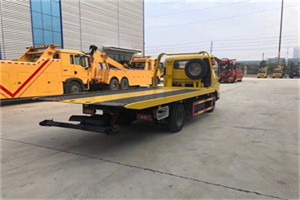 湘潭非事故拖车